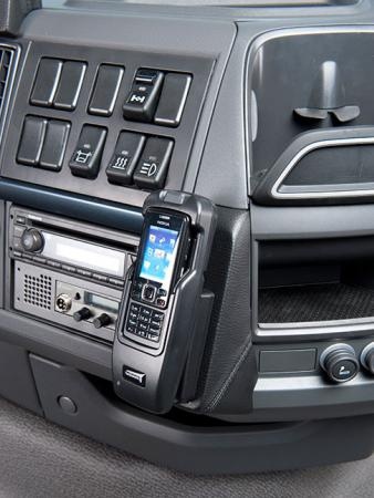 Uchwyt na telefon KUDA Volvo Truck FM/NH od 2010-2013